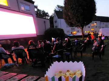 Gemeinsamer Open-Air Kinoabend in Essen