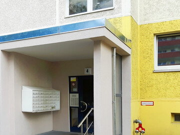 Neue Eingangsbereiche für Wohnhäuser in Berlin