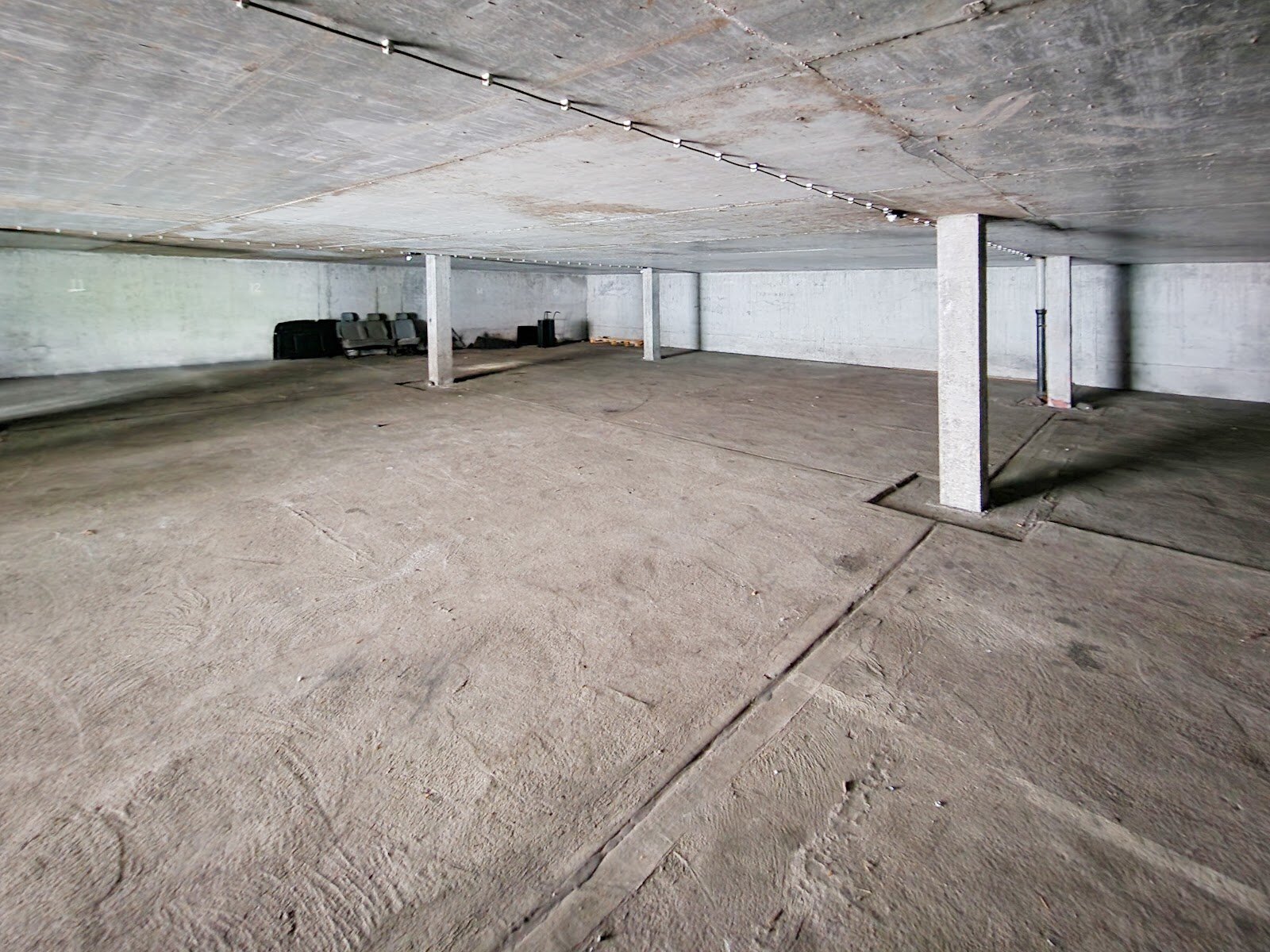 Am Schlittweg 11-13, 67657 Kaiserslautern