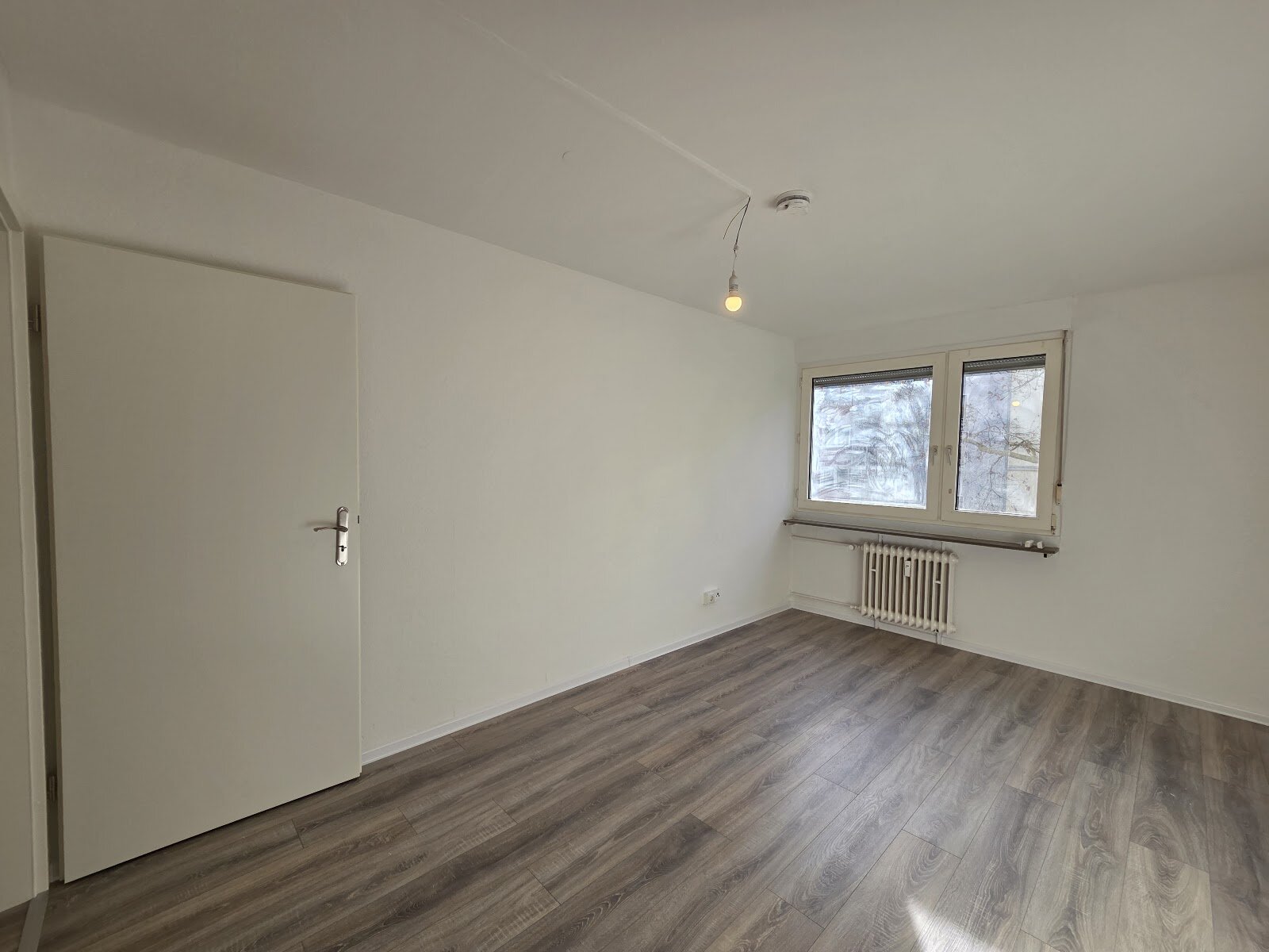 Hilgardring 11, 67657 Kaiserslautern