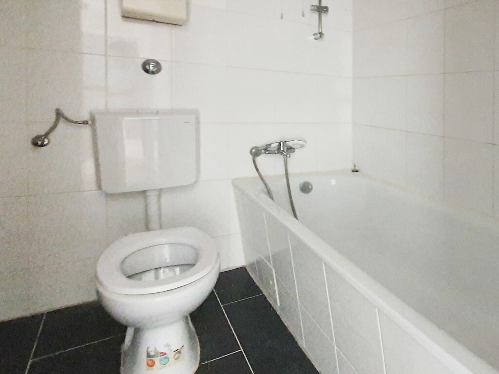 Hilgardring 11, 67657 Kaiserslautern