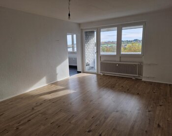 Hasselstraße 145, 42651 Solingen Hasselstraße 145, 42651 Solingen