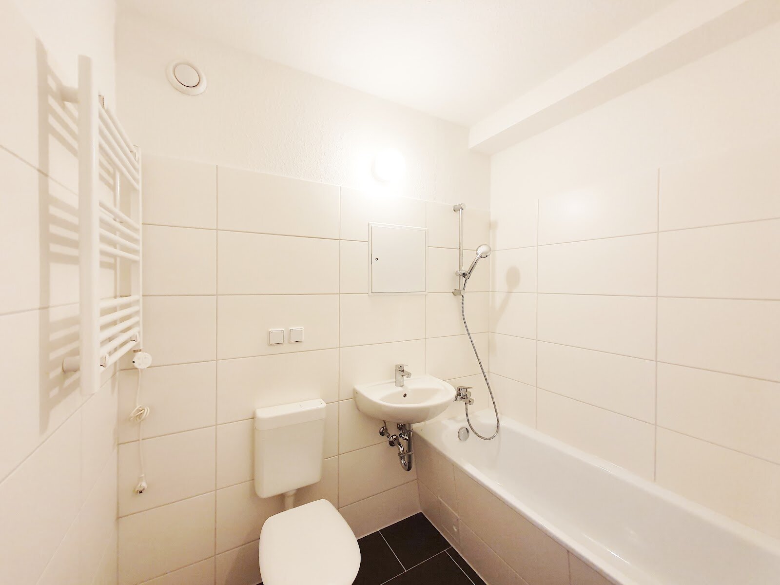 Eichhorster Straße 1b, 12689 Berlin