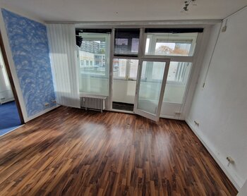 Kurt-Schumacher-Platz 15, 24109 Kiel Kurt-Schumacher-Platz 15, 24109 Kiel