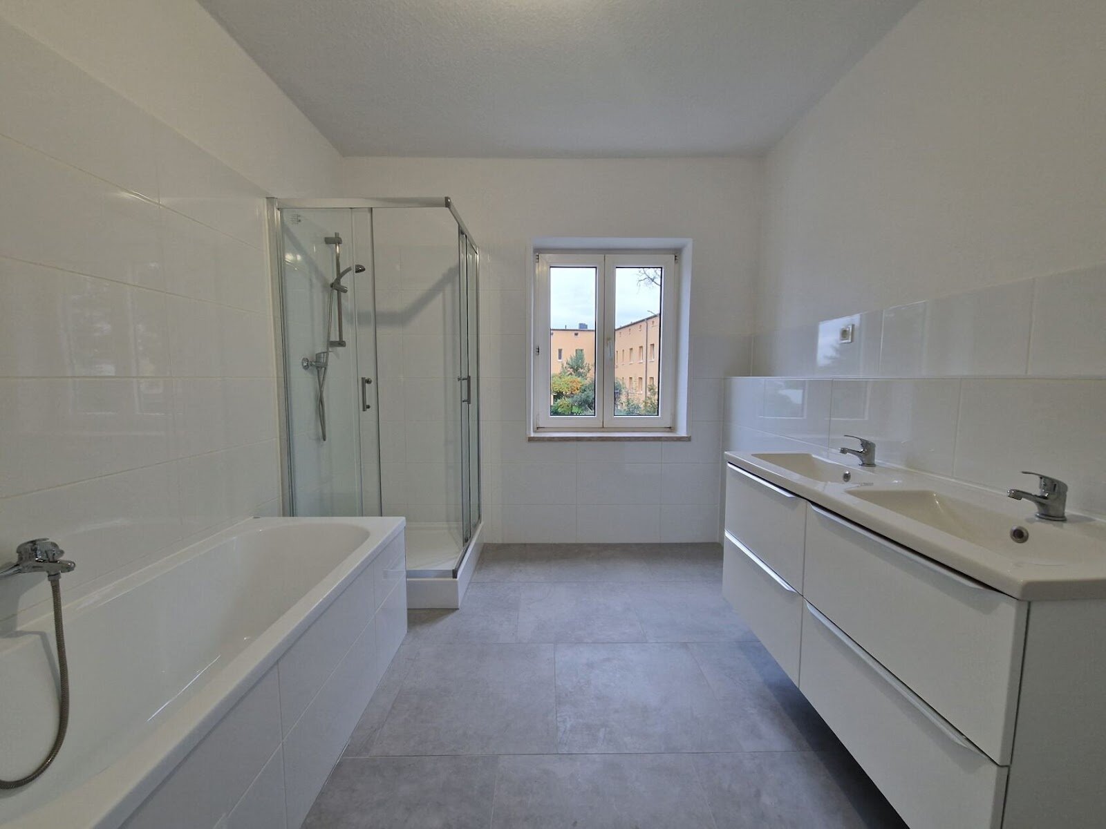 Weimarer Straße 30, 39122 Magdeburg