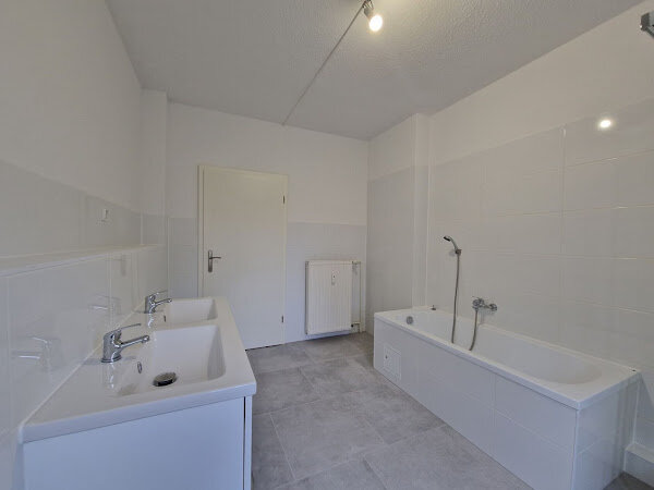 Weimarer Straße 30, 39122 Magdeburg