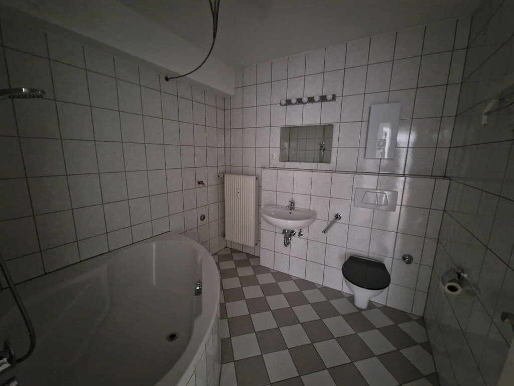 Breslauer Straße 32, 66121 Saarbrücken