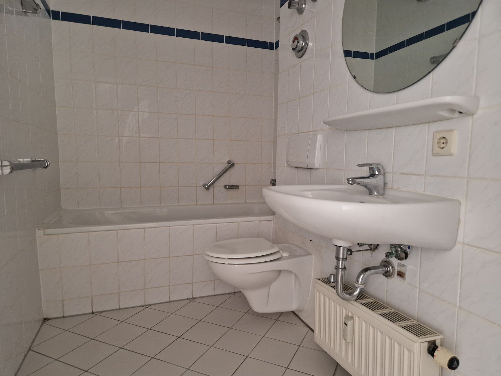 Lyoner Straße 42, 60528 Frankfurt am Main