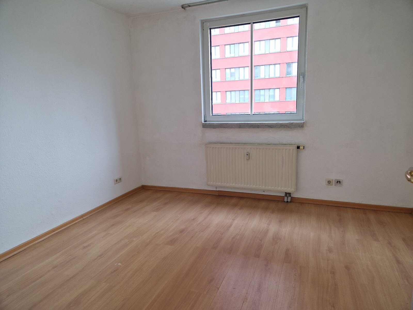 Lyoner Straße 42, 60528 Frankfurt am Main