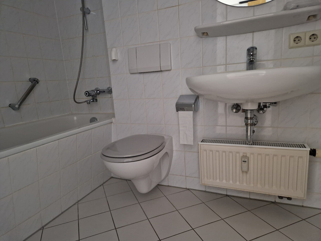 Lyoner Straße 42, 60528 Frankfurt am Main