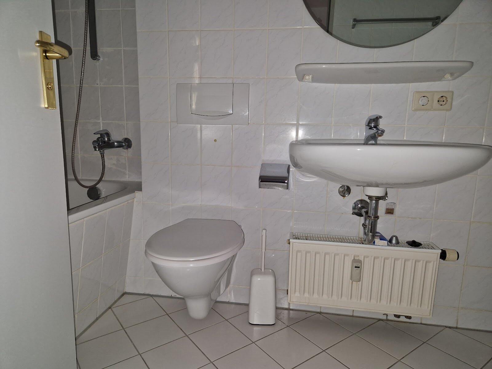 Lyoner Straße 42, 60528 Frankfurt am Main