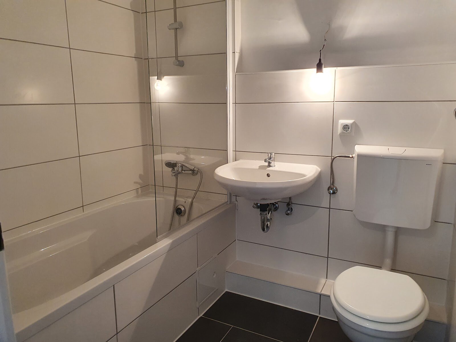 Konrad-Adenauer-Straße 2, 51149 Köln
