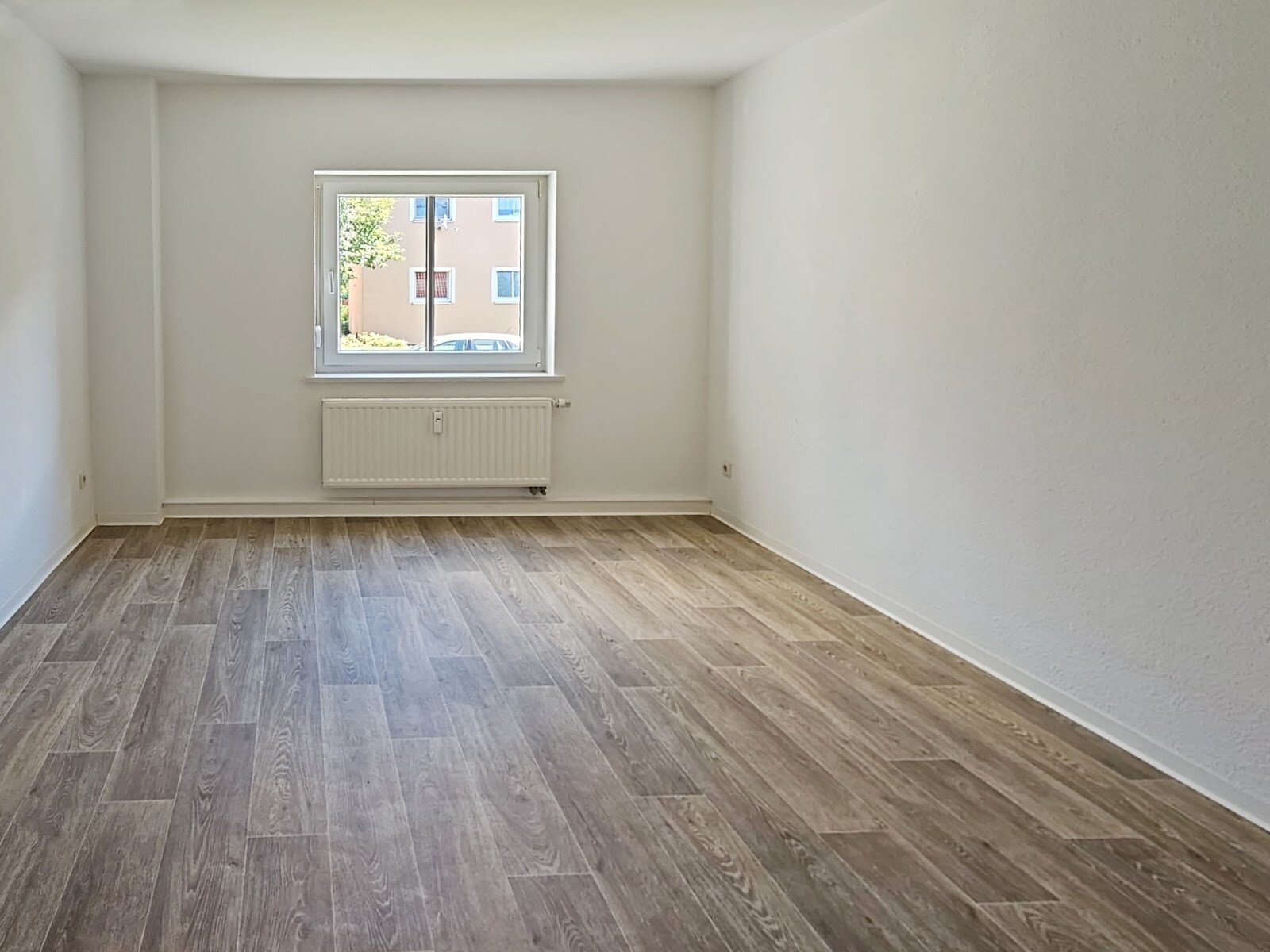 Friedrich-Engels-Straße 18, 04509 Delitzsch