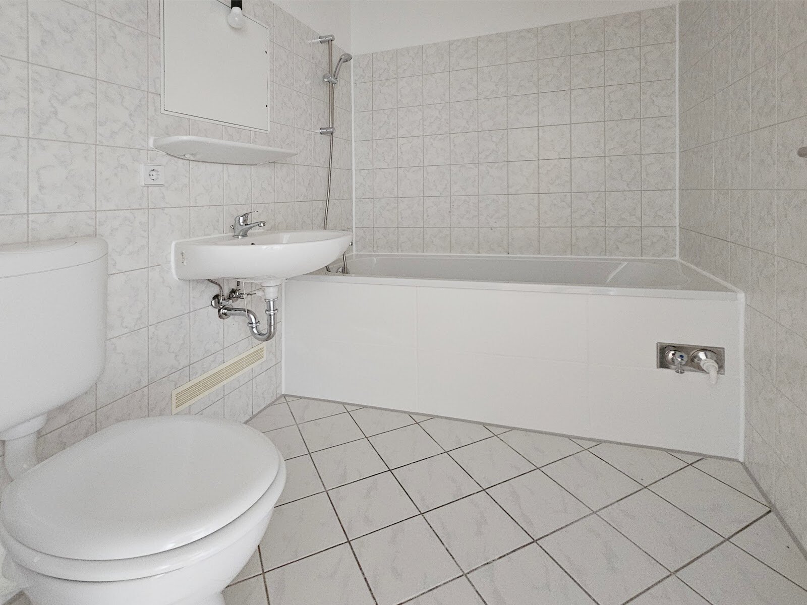 Zerbster Straße 33, 06124 Halle (Saale)