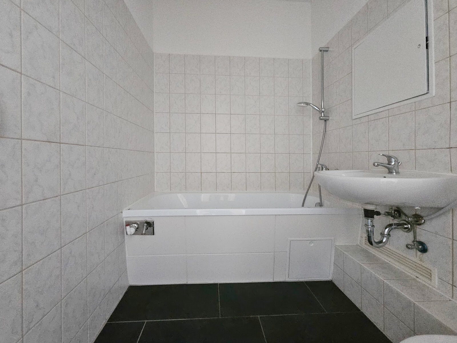 Richard-Paulick-Straße 1, 06124 Halle (Saale)