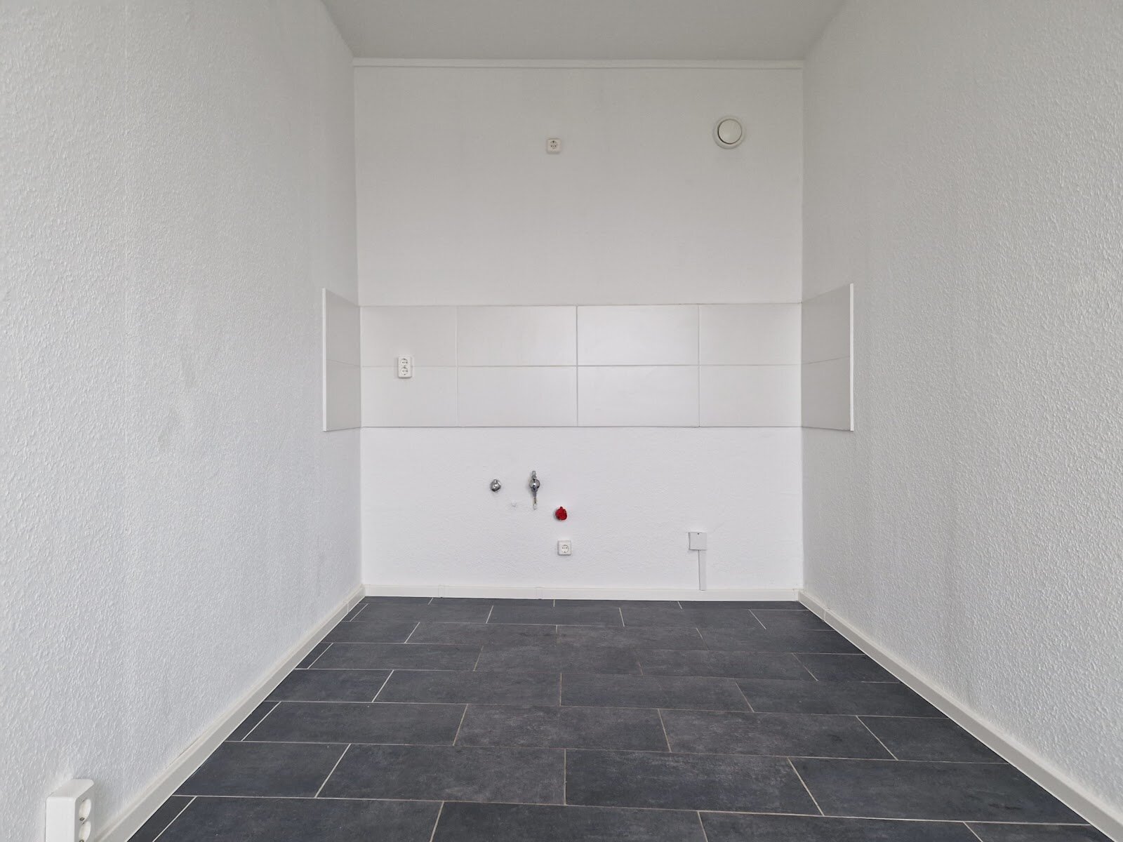 Richard-Paulick-Straße 1, 06124 Halle (Saale)