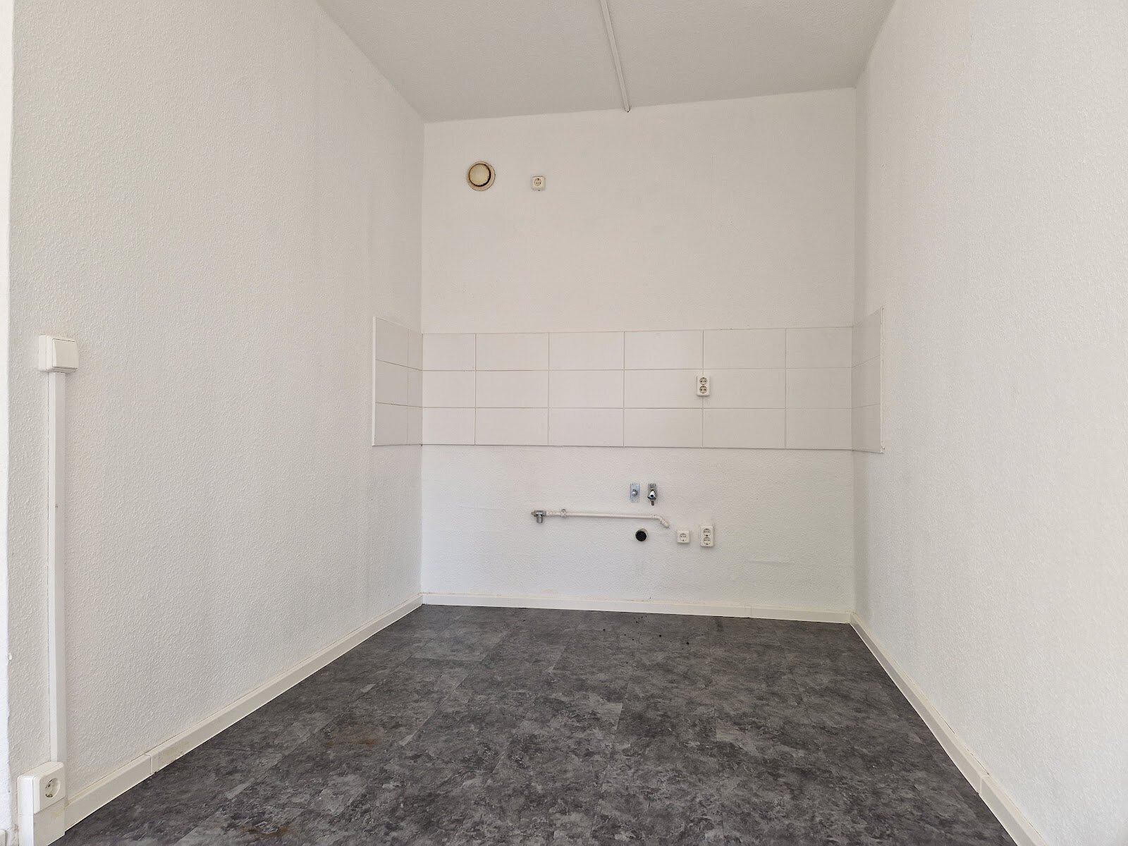 Richard-Paulick-Straße 1, 06124 Halle (Saale)