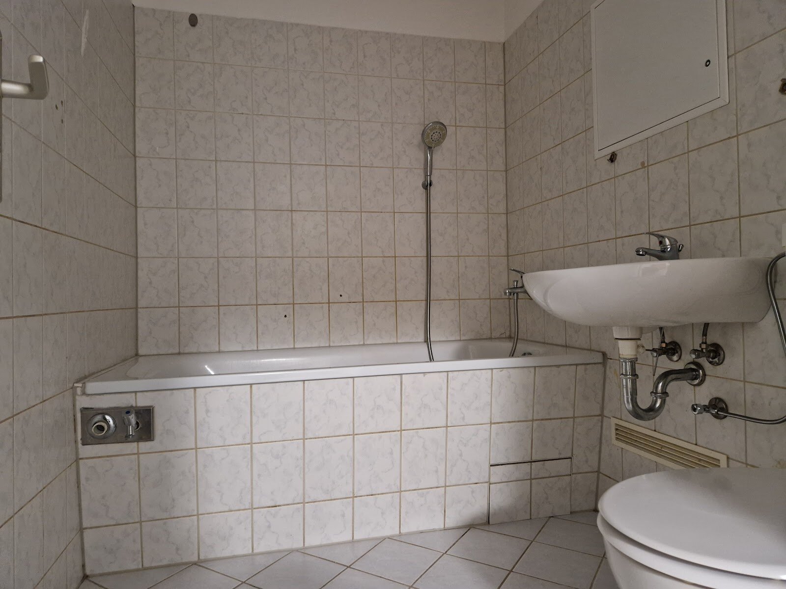 Richard-Paulick-Straße 1, 06124 Halle (Saale)