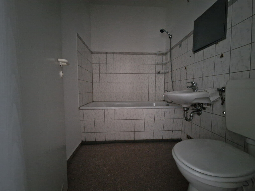 Richard-Paulick-Straße 2, 06124 Halle (Saale)