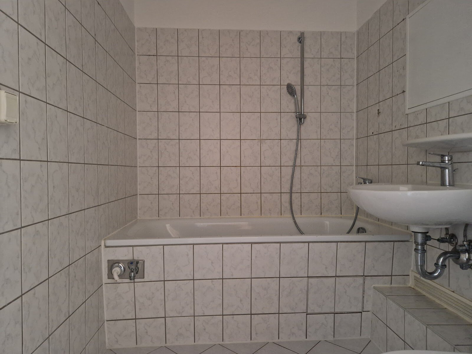 Richard-Paulick-Straße 5, 06124 Halle (Saale)