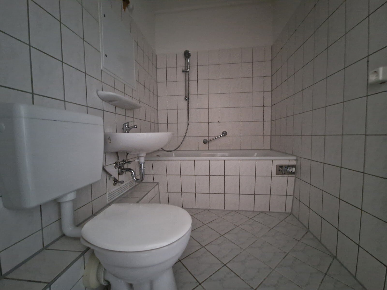 Richard-Paulick-Straße 6, 06124 Halle (Saale)