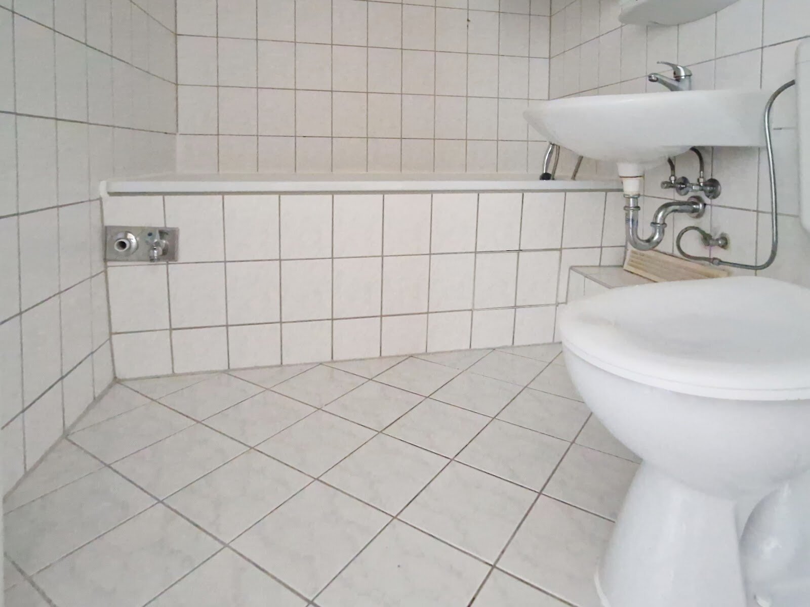 Richard-Paulick-Straße 7, 06124 Halle (Saale)