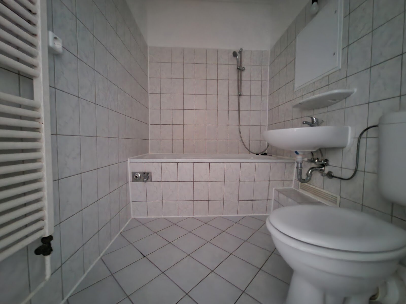 Richard-Paulick-Straße 7, 06124 Halle (Saale)