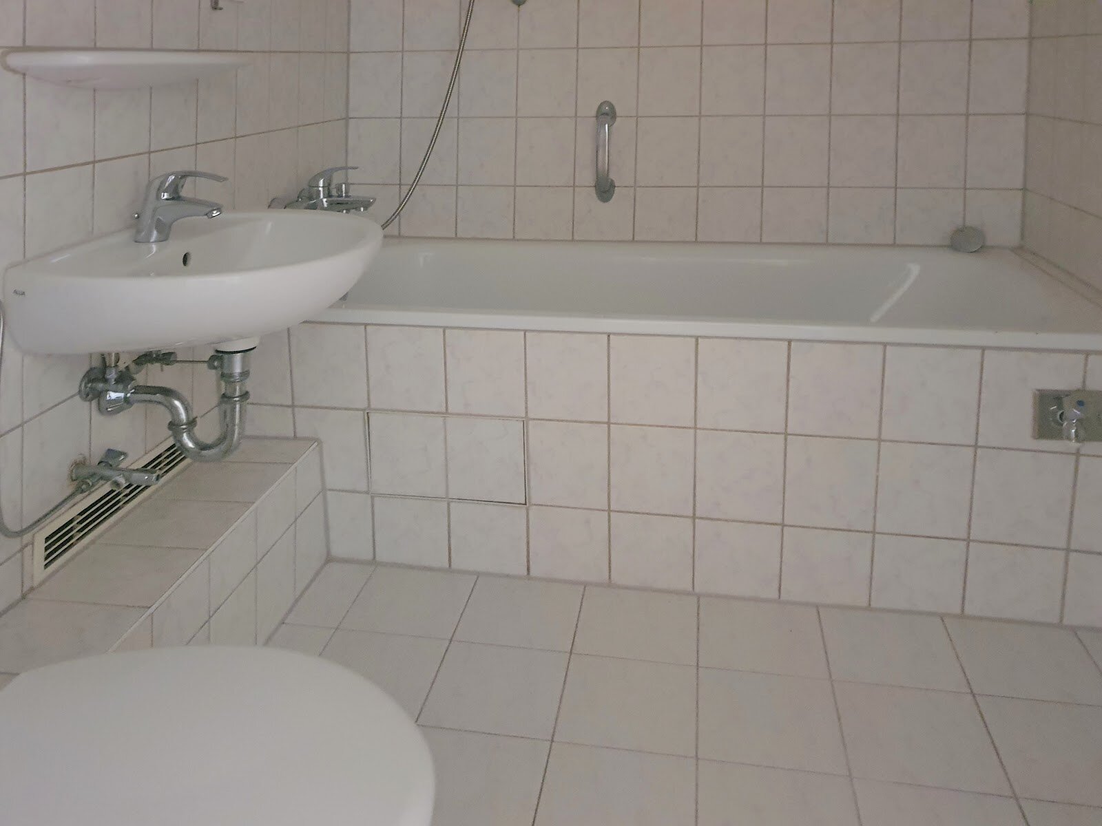 Richard-Paulick-Straße 10, 06124 Halle (Saale)