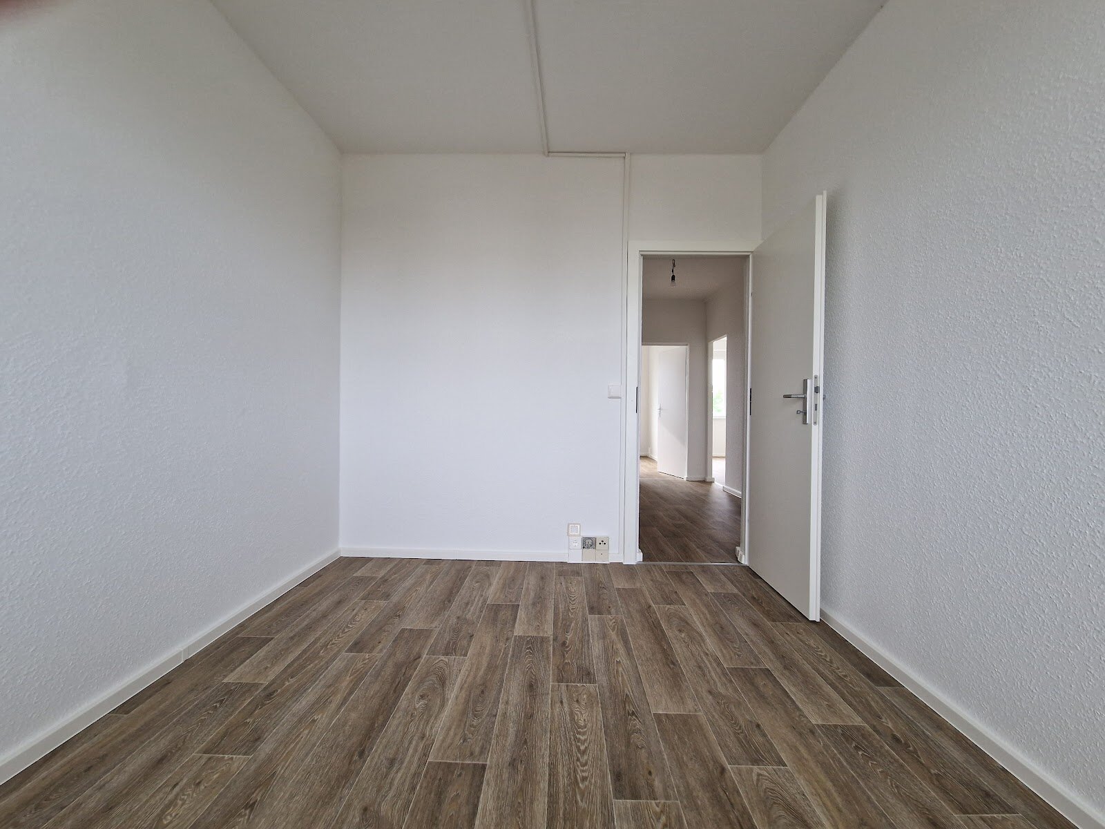 Richard-Paulick-Straße 11, 06124 Halle (Saale)