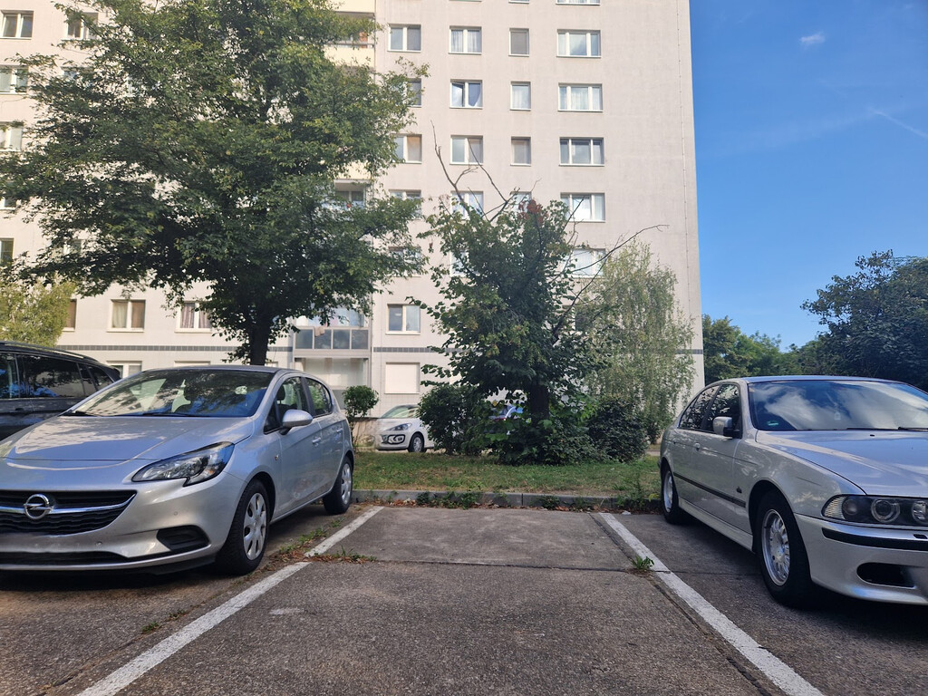 Richard-Paulick-Straße 5-6, 06124 Halle (Saale)