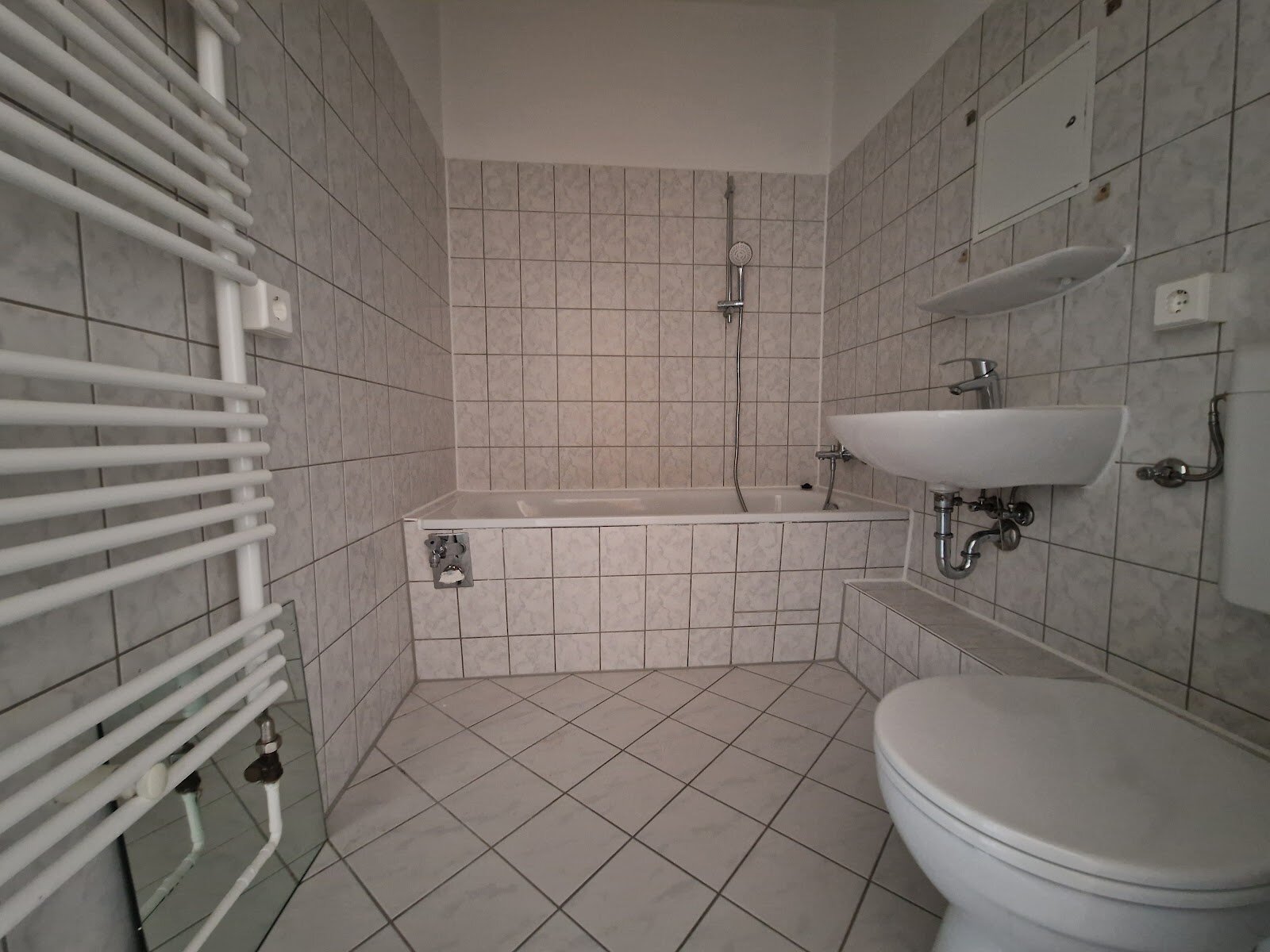 Carl-Schorlemmer-Ring 26, 06122 Halle (Saale)