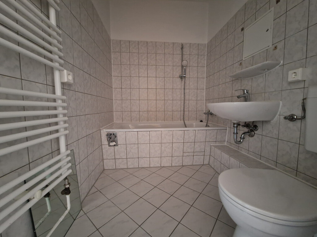 Carl-Schorlemmer-Ring 26, 06122 Halle (Saale)
