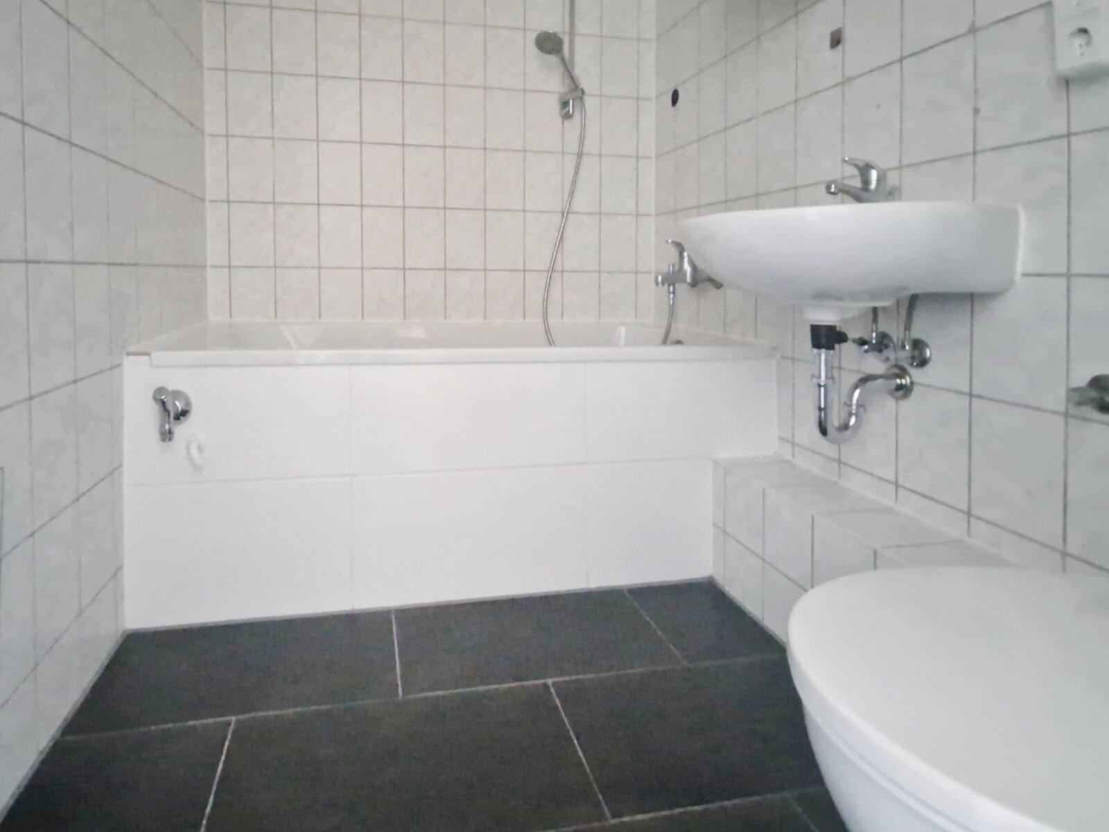 Carl-Schorlemmer-Ring 26, 06122 Halle (Saale)