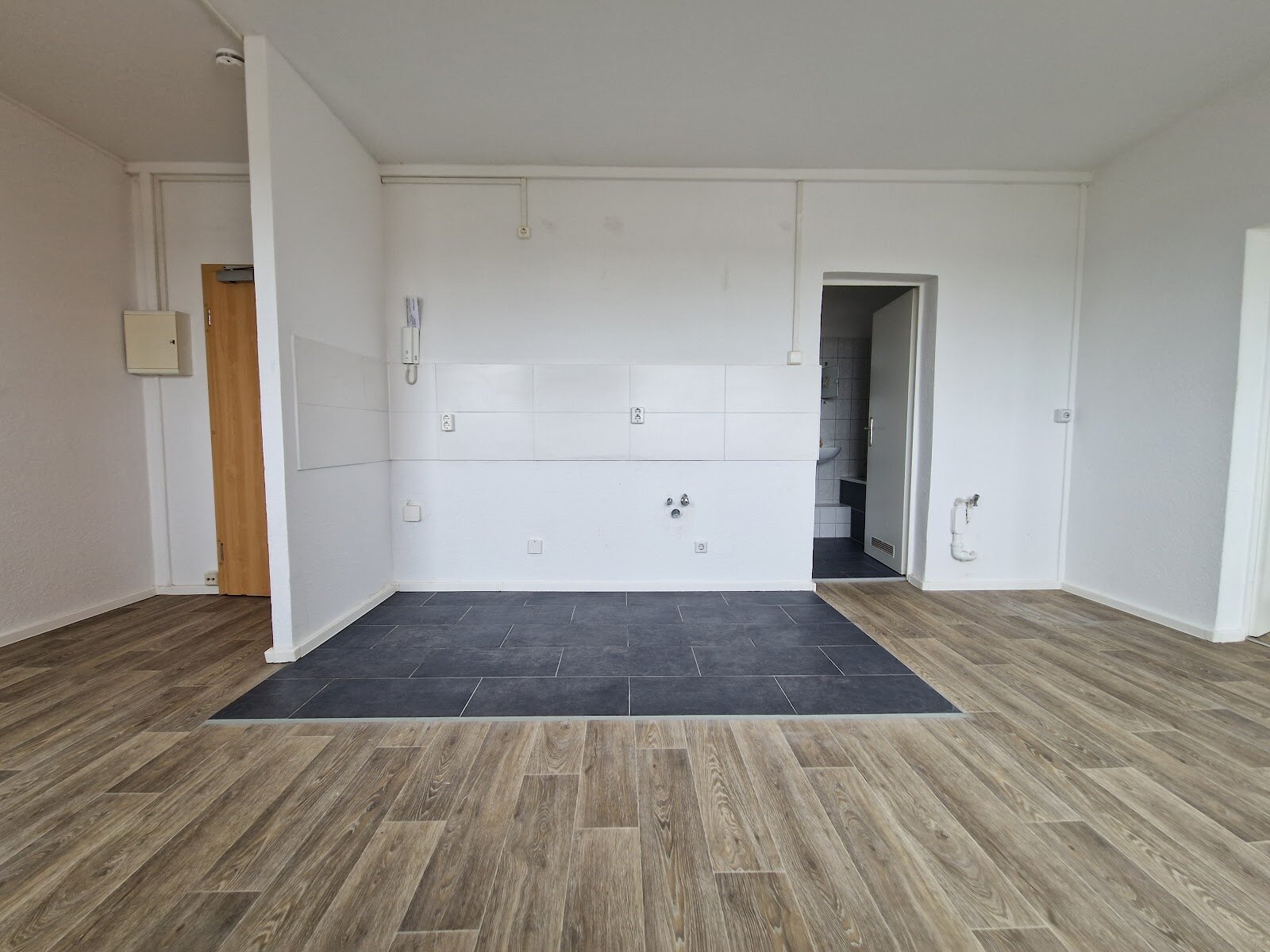 Carl-Schorlemmer-Ring 26, 06122 Halle (Saale)