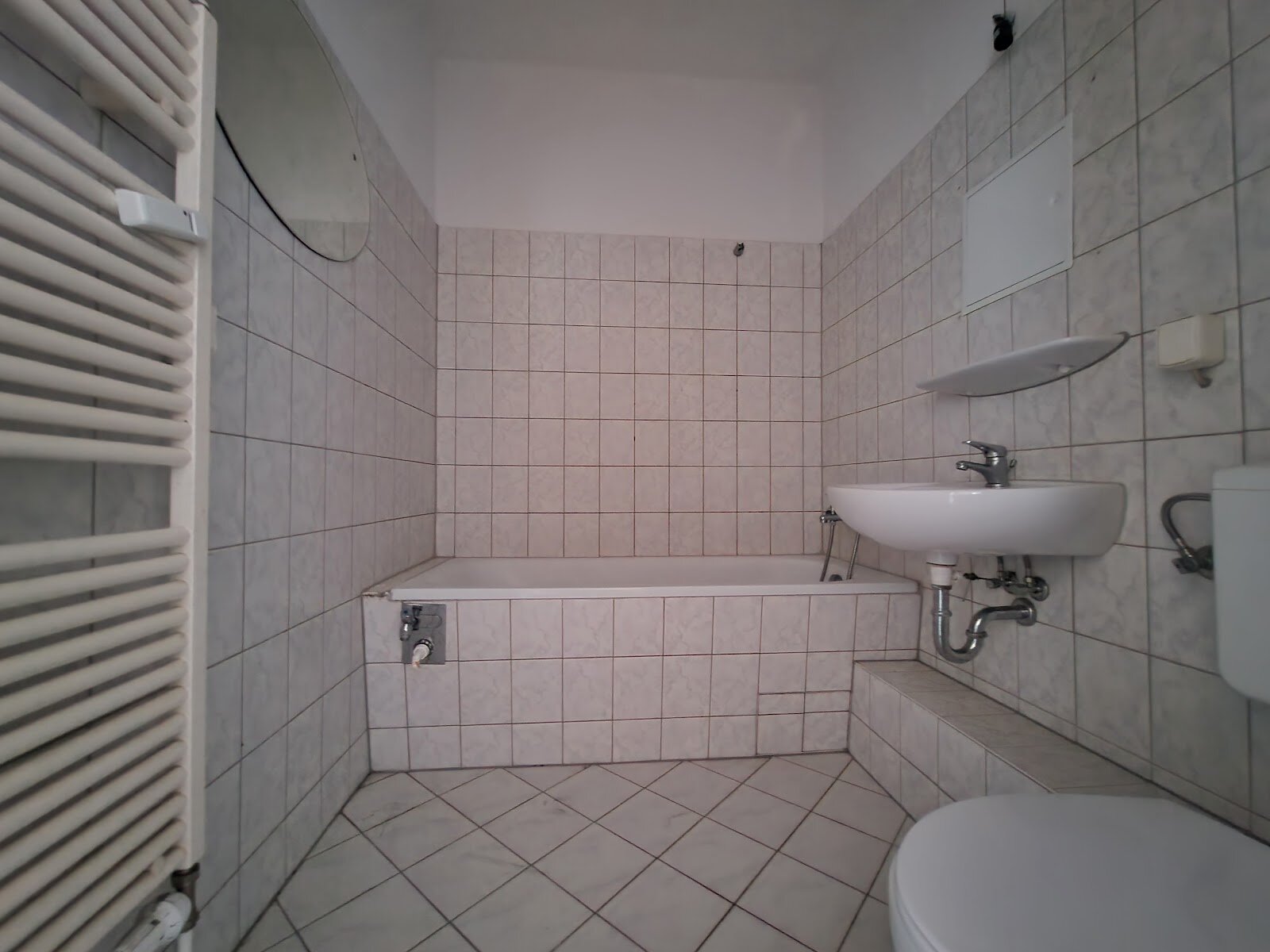 Carl-Schorlemmer-Ring 26, 06122 Halle (Saale)