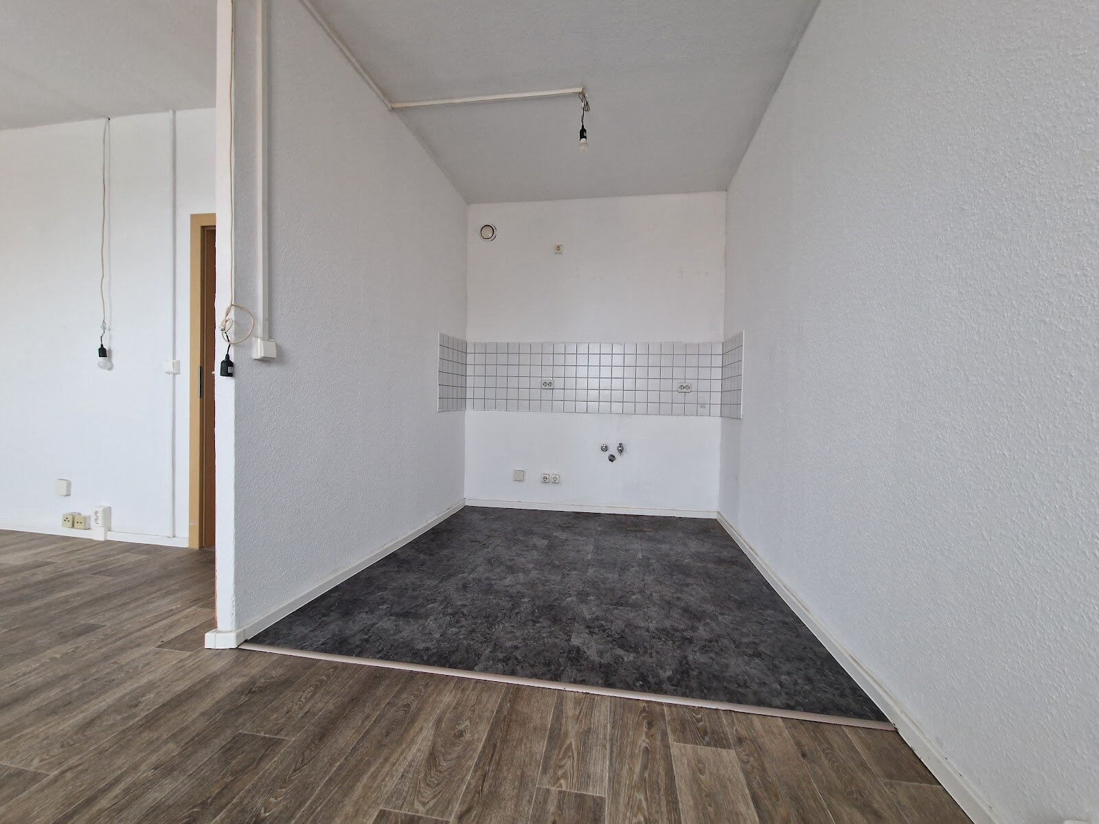 Carl-Schorlemmer-Ring 28, 06122 Halle (Saale)