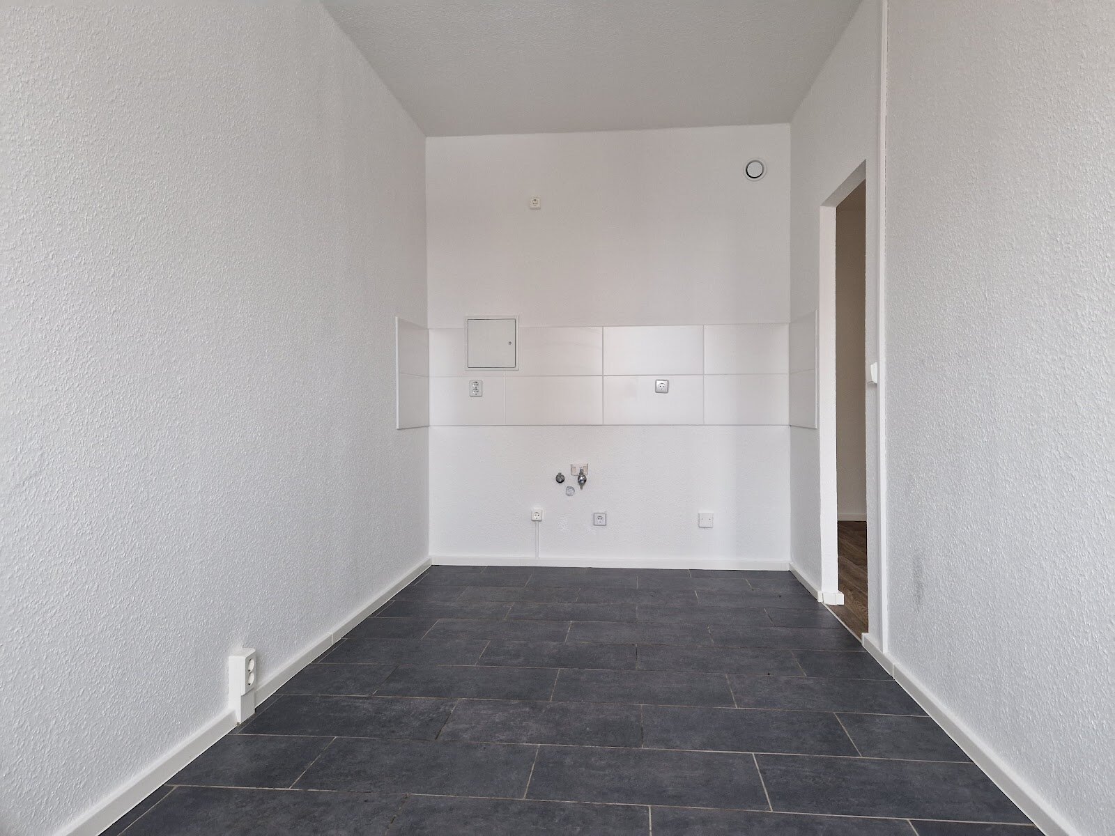 Carl-Schorlemmer-Ring 28, 06122 Halle (Saale)