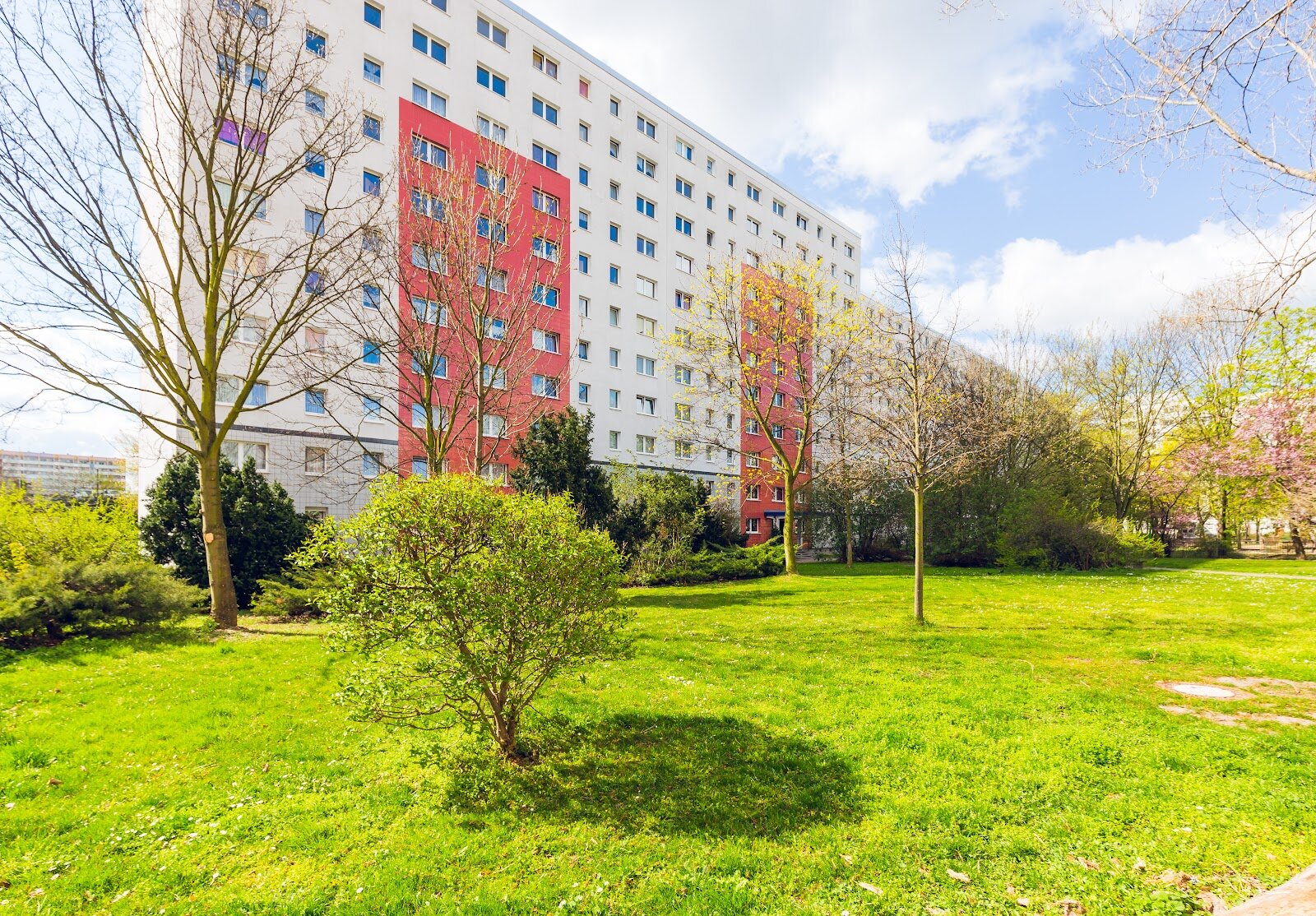 Albert-Einstein-Straße 18, 06122 Halle (Saale)