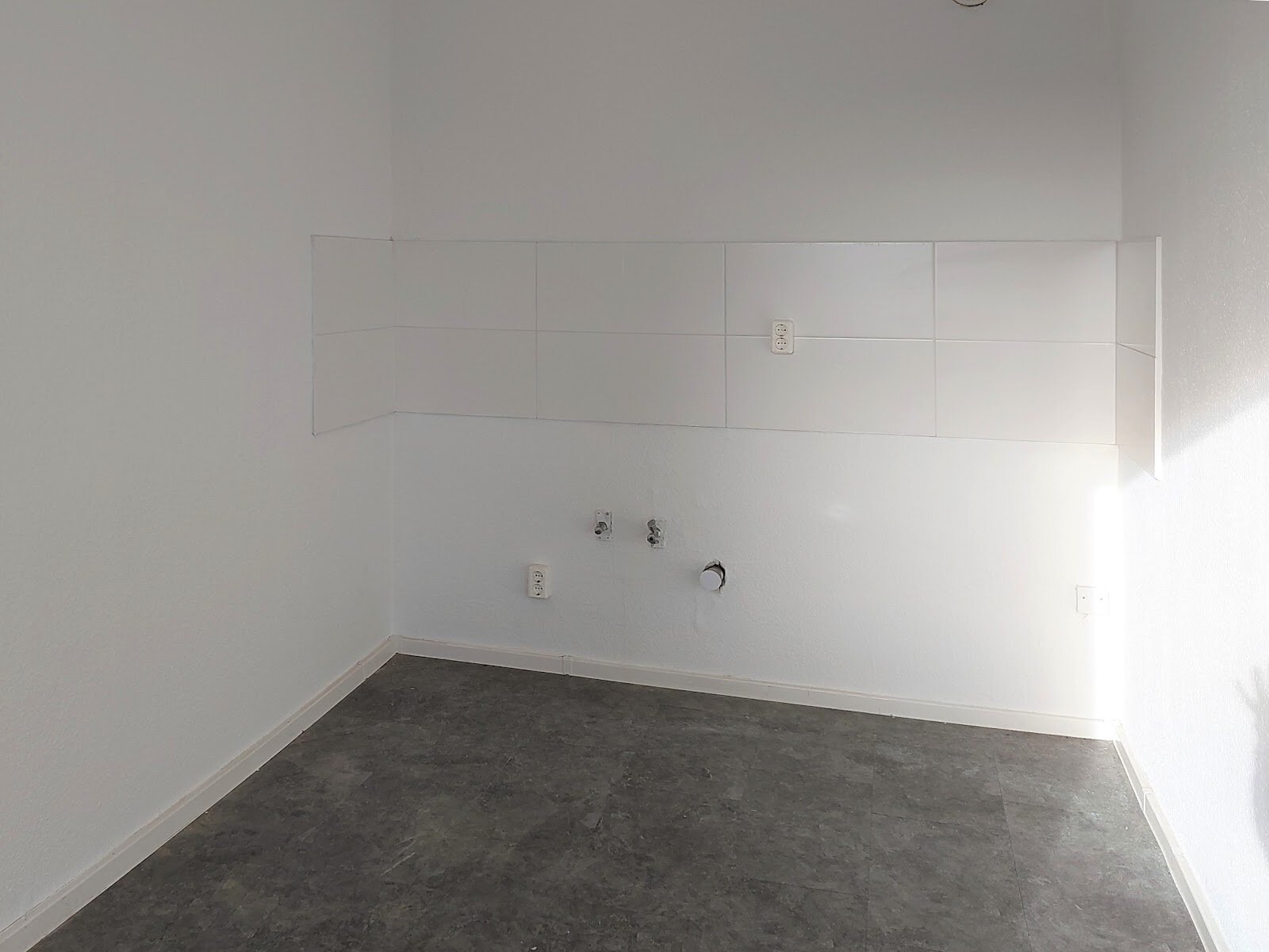 Albert-Einstein-Straße 18, 06122 Halle (Saale)