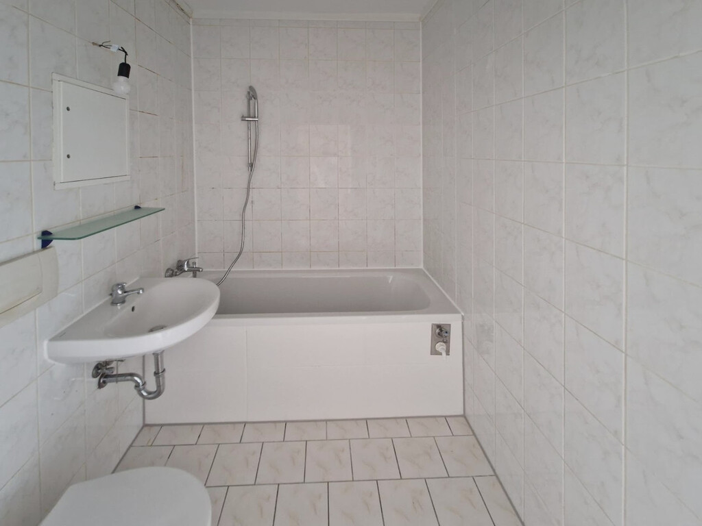 Albert-Einstein-Straße 22, 06122 Halle (Saale)