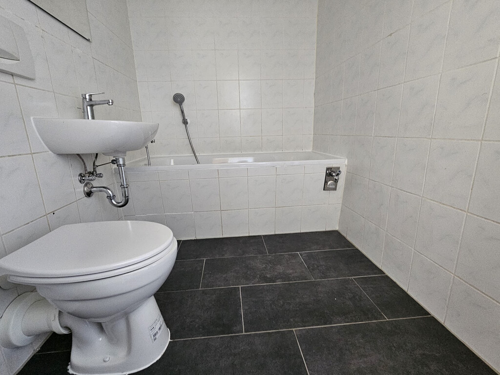 Albert-Einstein-Straße 28, 06122 Halle (Saale)