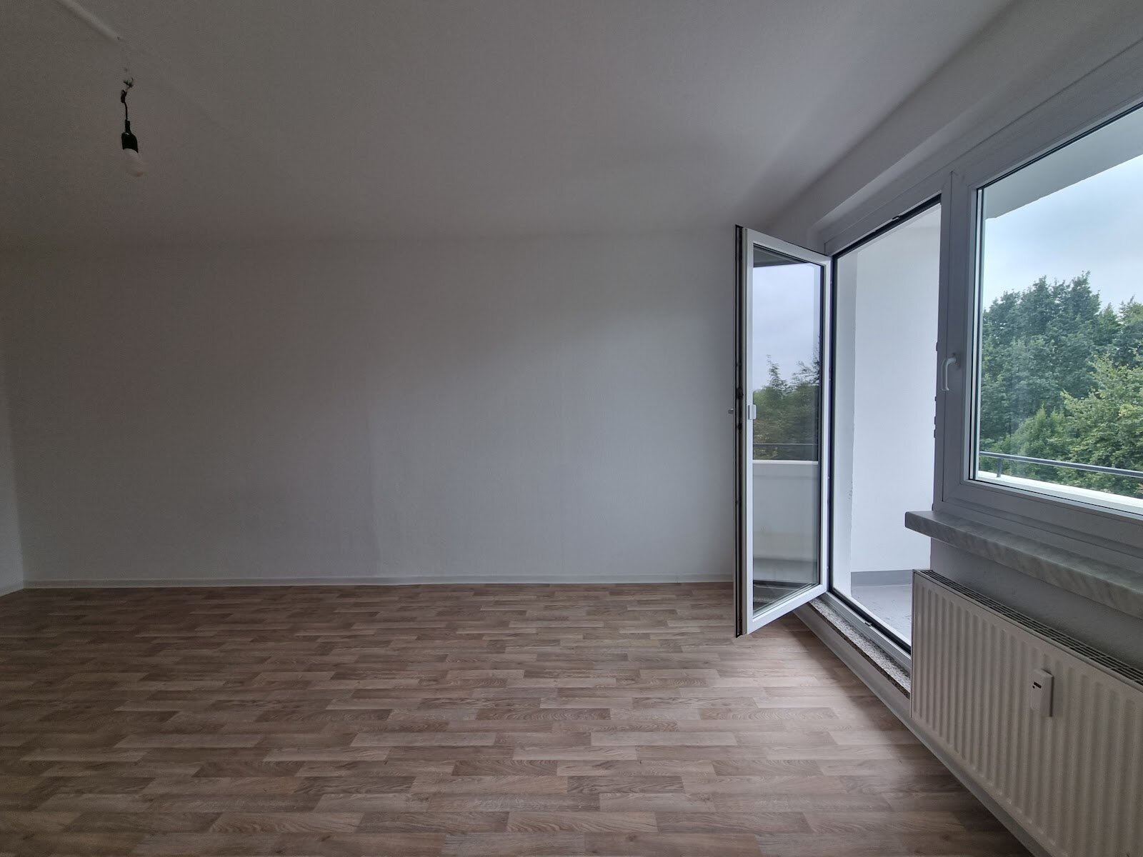 Bruno-Taut-Ring 163, 39130 Magdeburg