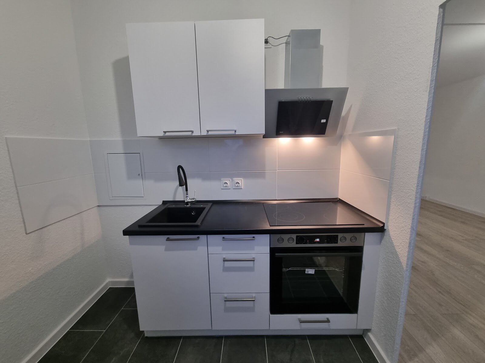 Bruno-Taut-Ring 163, 39130 Magdeburg