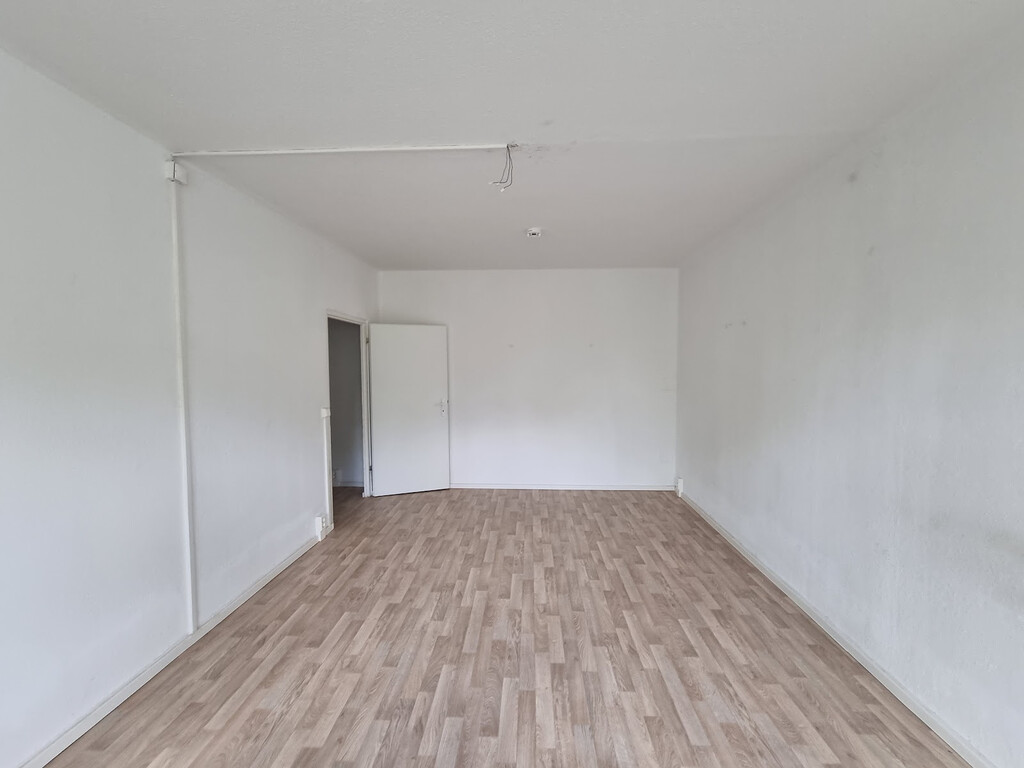 Bruno-Taut-Ring 164, 39130 Magdeburg