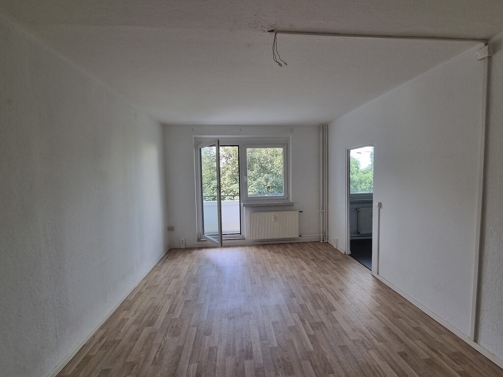 Bruno-Taut-Ring 164, 39130 Magdeburg