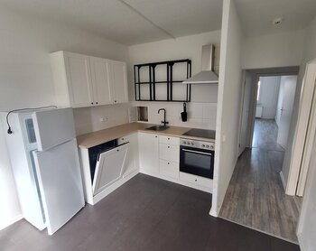 Bruno-Taut-Ring 166, 39130 Magdeburg