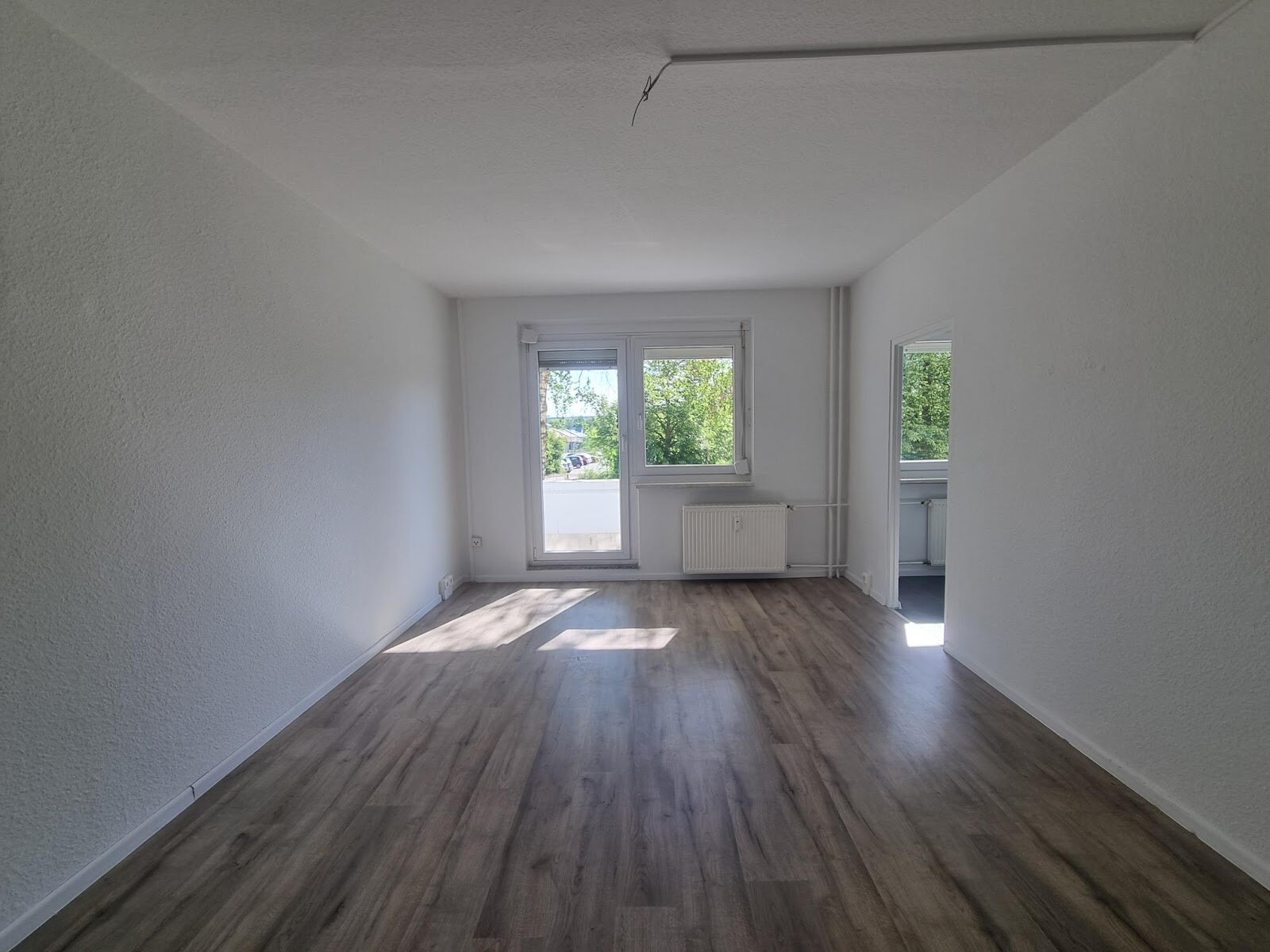 Bruno-Taut-Ring 168, 39130 Magdeburg