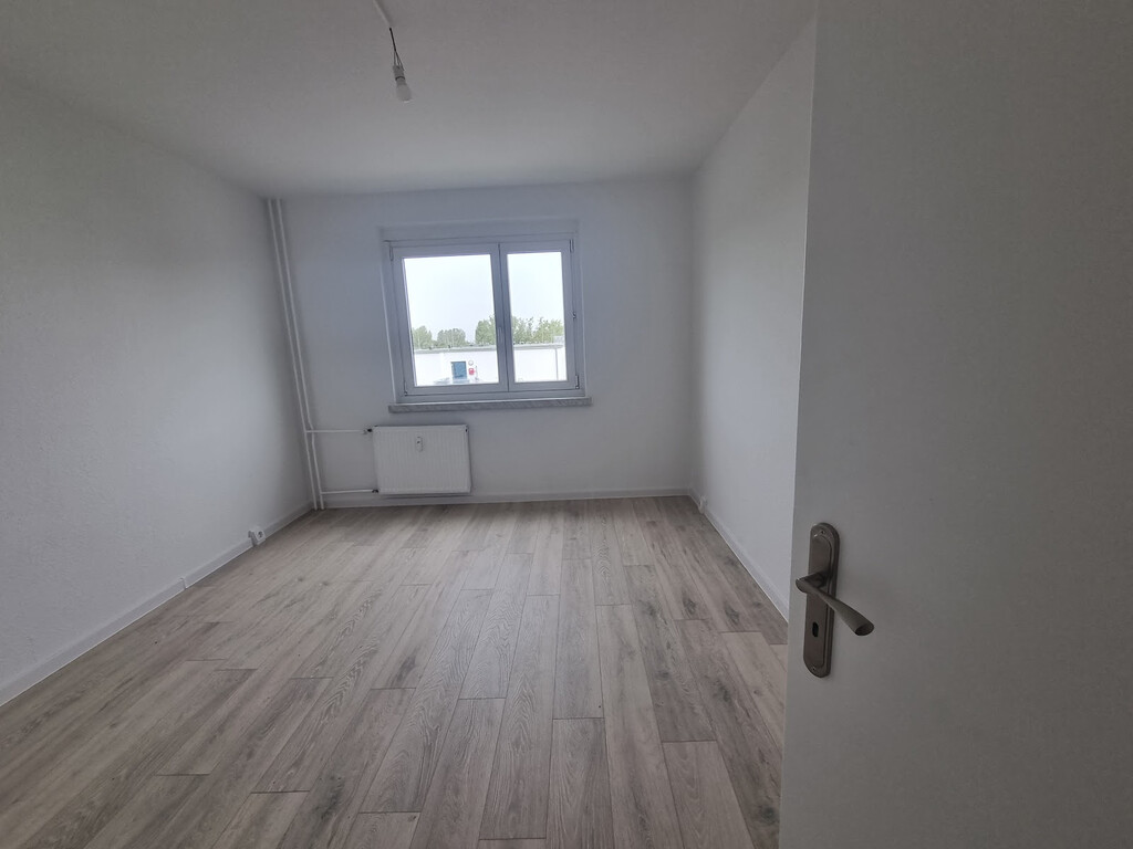 Bruno-Taut-Ring 169, 39130 Magdeburg
