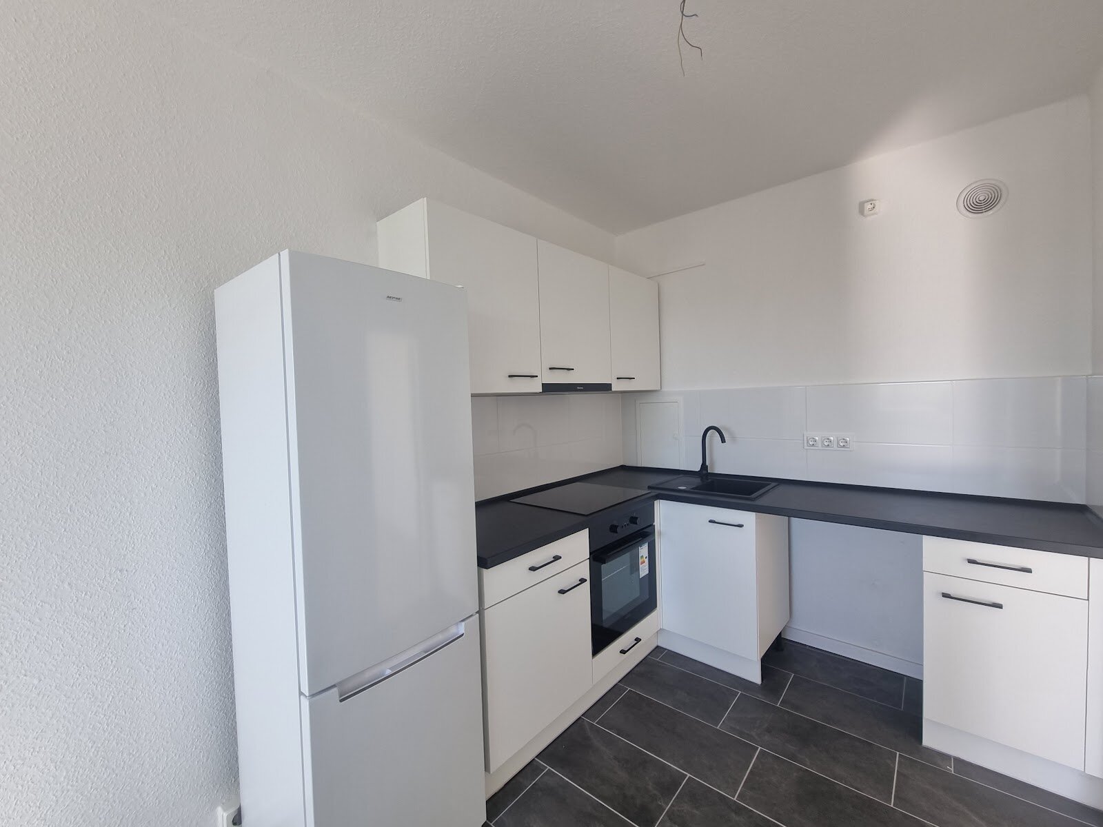 Bruno-Taut-Ring 169, 39130 Magdeburg