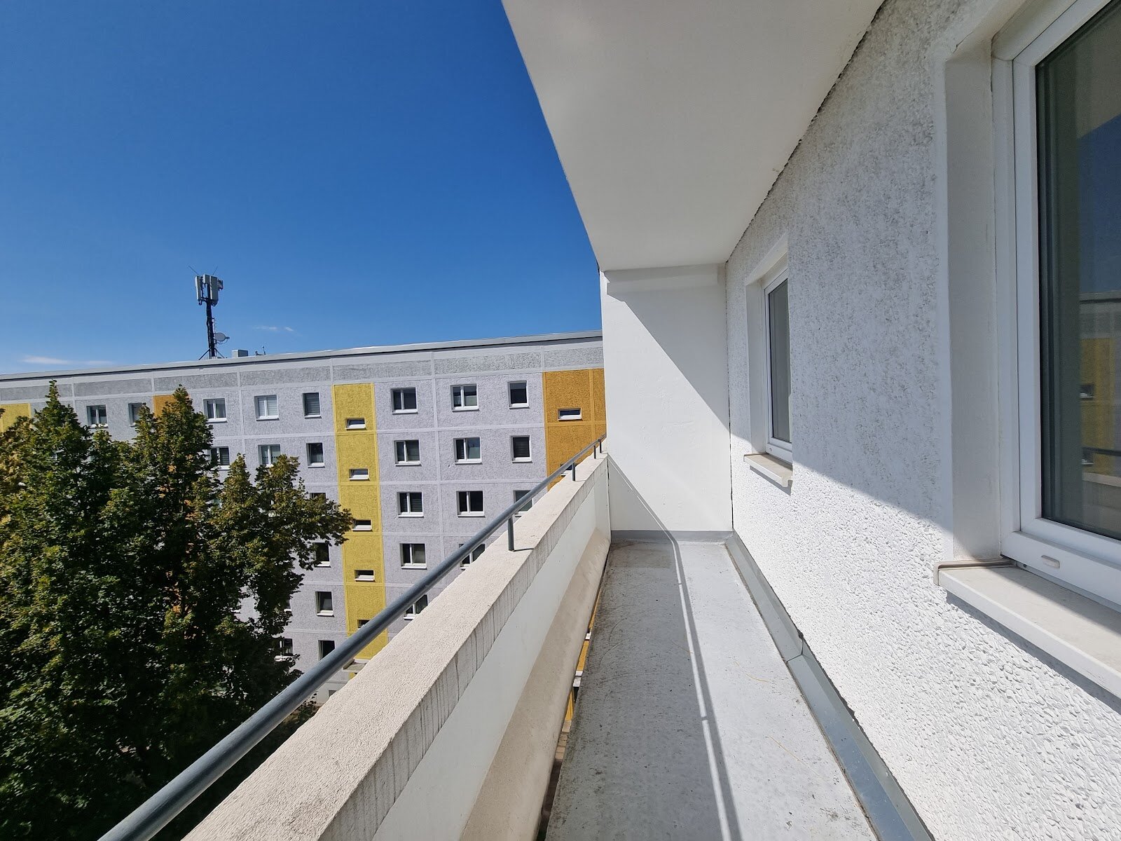 Bruno-Taut-Ring 169, 39130 Magdeburg